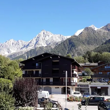 Apartment Le Rustica, 3 Rooms, 3 Stars, 6 People Les Houches