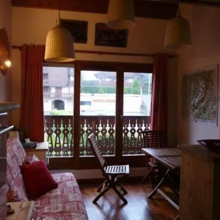 Le Rustica, 3 Rooms, 3 Stars, 6 People Apartment Les Houches